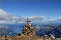 Bergsteigen einfach bis mittel: Bristen (3072m) – Das Urner Wahrzeichen