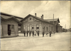 Ein historischer Spaziergang vom alten zum neuen Bahnhof