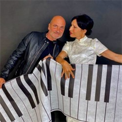 Lutz Gerlach & Ulrike Mai (DE): Me(e)rry Christmas (Duo Piano)