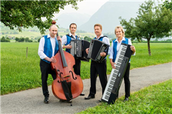 Handorgelduo Dani und Thedy Christen