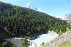 Führung durch das Wasserkraftwerk Zmutt