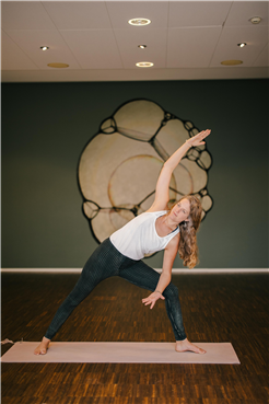 Fitness- und Yogakurse