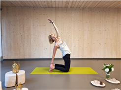 Yogalektion mit Corinna
