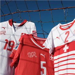 Dressed to Win. Women, Football & Textiles