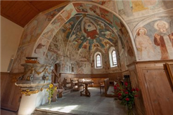 Die Kirchenmalereien von Lavin