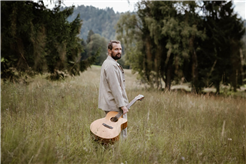 Shem Thomas – Solo