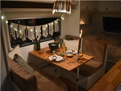 Romantisches Fondue Dinner mit Übernachtung im Boho Wohnwagen