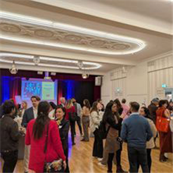 Networking Event in English und Deutsch