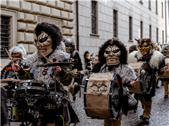 Themenführung: Rüüdigi Lozärner Fasnacht
