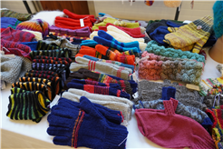 Geschenke-Bazar und kleiner Flohmarkt des Frauenarbeitskreises