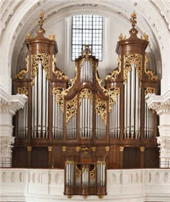 Orgelkonzert in der St. Ursenkathedrale - an zwei Orgeln