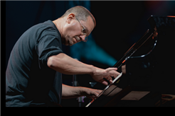 Chris Jarrett (USA/DE): Tales of our Times (Solo Piano)