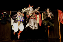 Famiglia Dimitri mit - Cabaret Sorelle Forelle