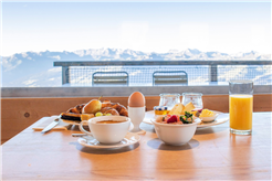 Sonntagsfrühstück auf dem Chäserrugg