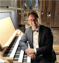 Orgelmusik bei Kerzenlicht in der Kirche St. Luzi, Christian Barthen, Bern