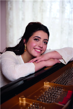 AEGERI CONCERTS 26/27: Sophie Pacini, Klavierabend ''Explosion der Sinne''