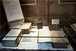 Dauerausstellung, Druckwerkstatt, Sonderausstellung «L’otra via/Der andere Weg»
