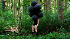 Das Surren trägt Hufe – Soloshow Myriam Gämperli
